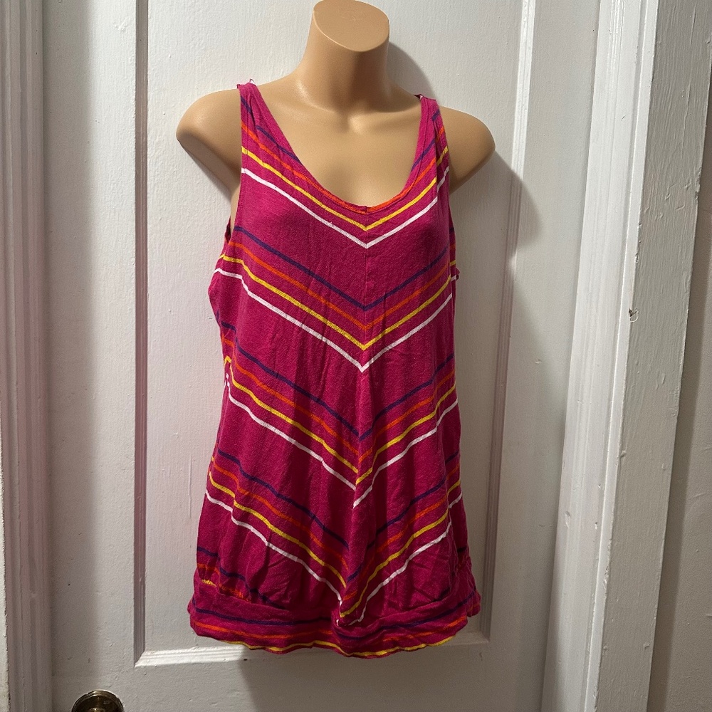 Old Navy Maternity Pink Chevron Striped Tank Top‎ in S